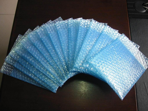 bubble-with-PE-foam-laminated-bags